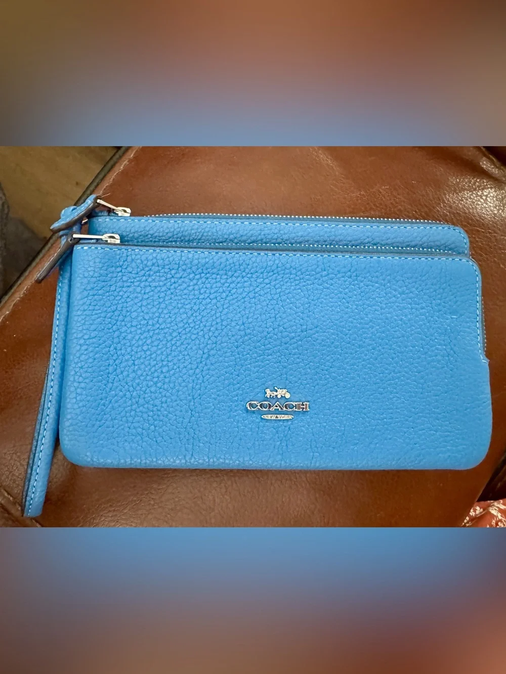 Coach NWT Double Zip Wallet / Wristlet C5610